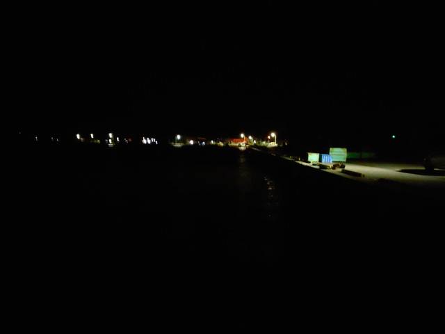 内房夜の船形漁港