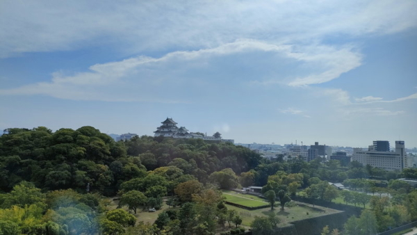 ダイワロイネットホテル11階から和歌山城を望む