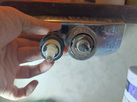 左のを付け替える