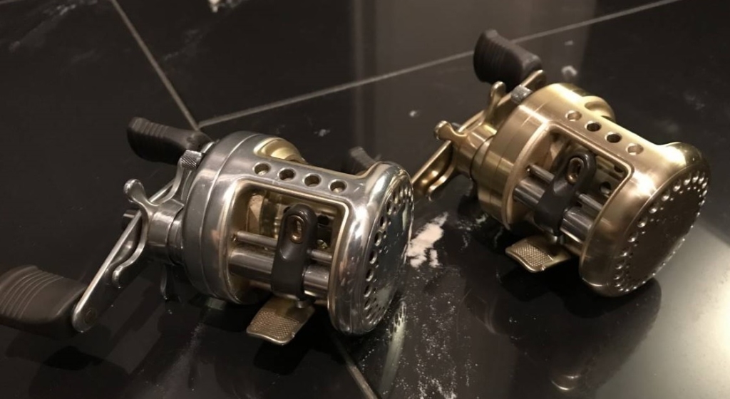 SHIMANO カルカッタ 50XT - リール