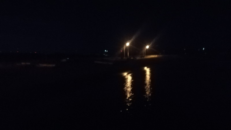 下洲港の常夜灯の感じ